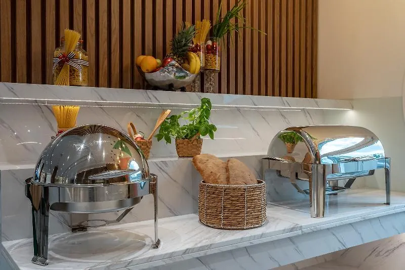 Leva Hotel And Suites Opposite Downtown Dubai