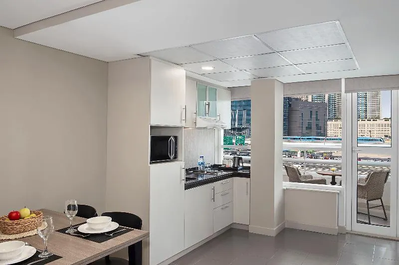 Leva Hotel And Suites Opposite Downtown Dubai